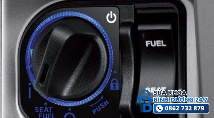 Cụm ổ khóa Smartkey Honda Vario với nút SEAT, FUEL, PUSH